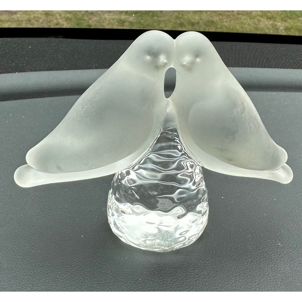 Vintage Reijmyre Sweden Frosted Glass Love Birds / Doves Figurine Paperweight